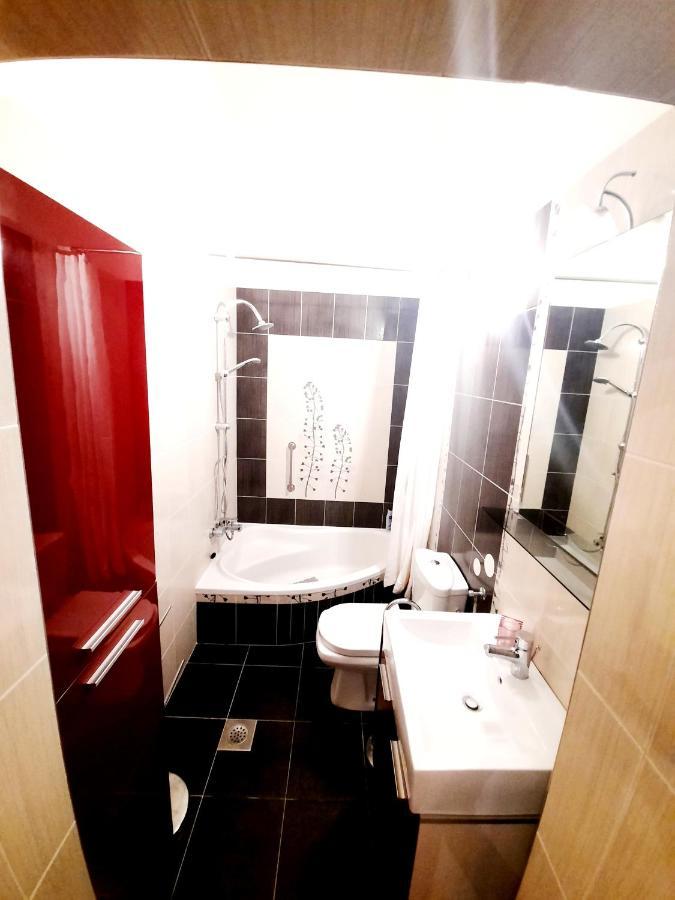 Apartment Ory Near The City Center With Free Parking Pula Bagian luar foto